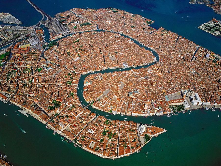 Venice-by-air