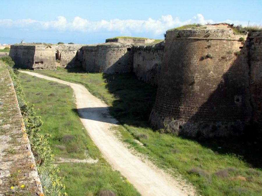 Famagusta-walls